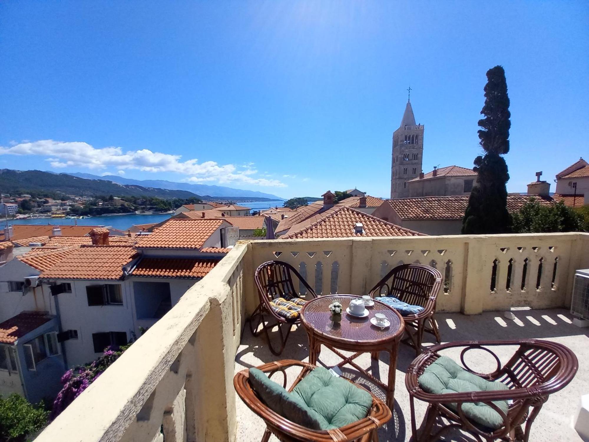 Apt. Old Town Rab Town Exterior foto